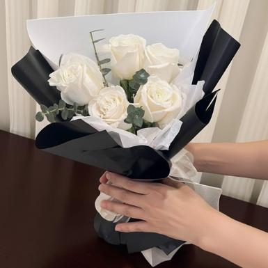 ช่อดอกกุหลาบสีขาว VD 9930